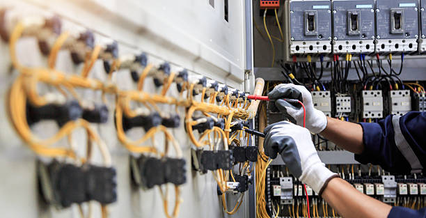 Professional Lighting Installation technician working in Union County County, OH